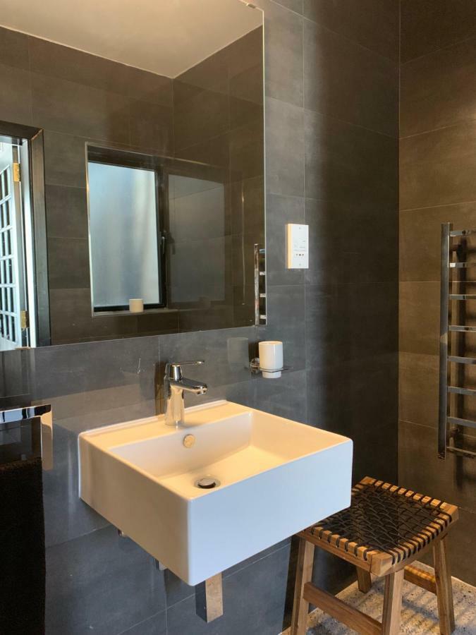 Spacious Seaview Sliema Apt, Steps From Valletta Ferry Exterior foto